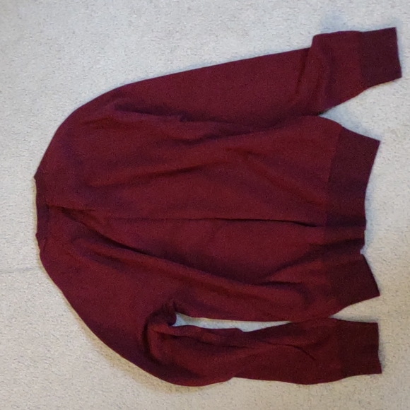 NWOT. Men's Banana Republic Sweater . Size Small - Picture 3 of 3